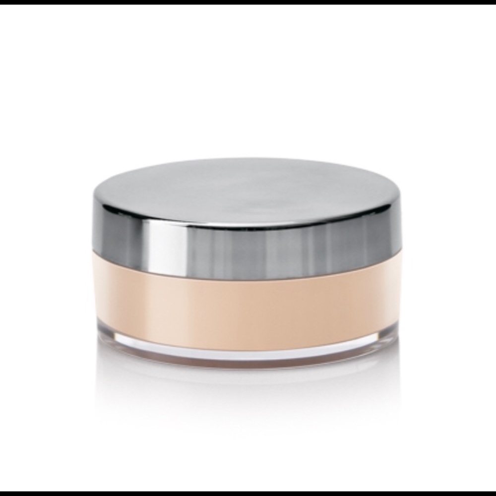 Mary Kay® Mineral Powder Foundation IVORY 0.5